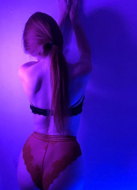 Nagie wyciekłe zdjęcie OnlyFans od Arina Shelk