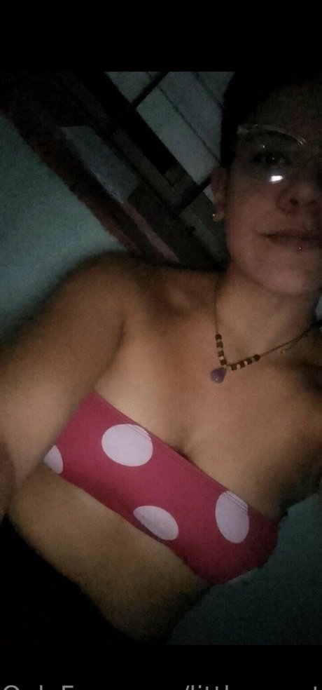 Nagie wyciekłe zdjęcie OnlyFans od Littlesweetgirljaz