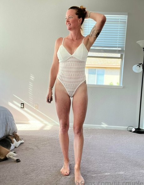 Nagie wyciekłe zdjęcie OnlyFans od Fitcouple