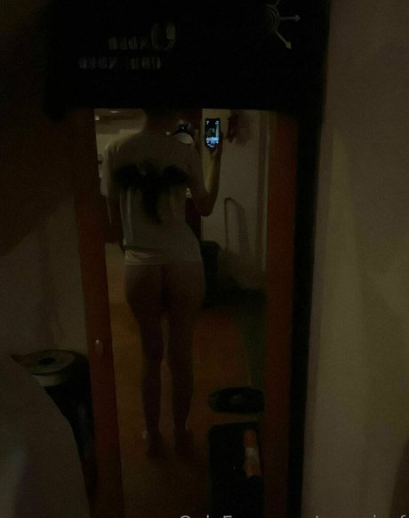 Nagie wyciekłe zdjęcie OnlyFans od Aymaiof