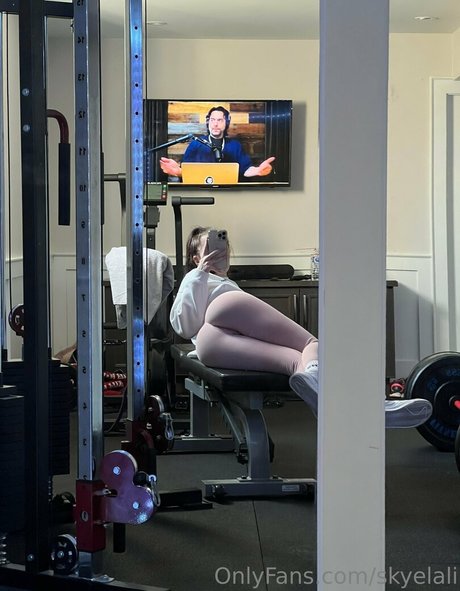 Nagie wyciekłe zdjęcie OnlyFans od Skyelali
