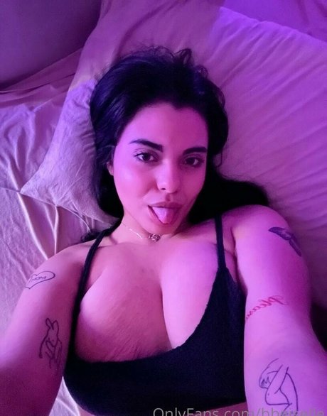 Nagie wyciekłe zdjęcie OnlyFans od Bbgiselle