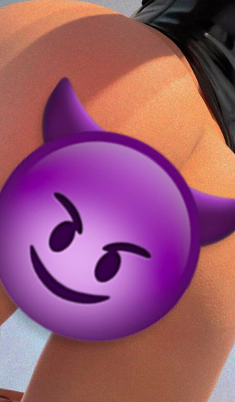 Nagie wyciekłe zdjęcie OnlyFans od Laalemonzz