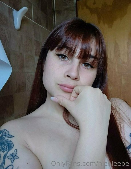 Nagie wyciekłe zdjęcie OnlyFans od Nicoleebe