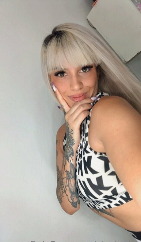 Nagie wyciekłe zdjęcie OnlyFans od Nicoleebe