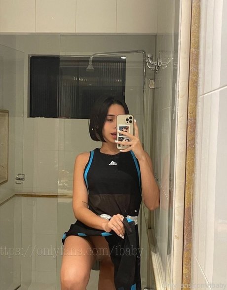 Nagie wyciekłe zdjęcie OnlyFans od Ibaby
