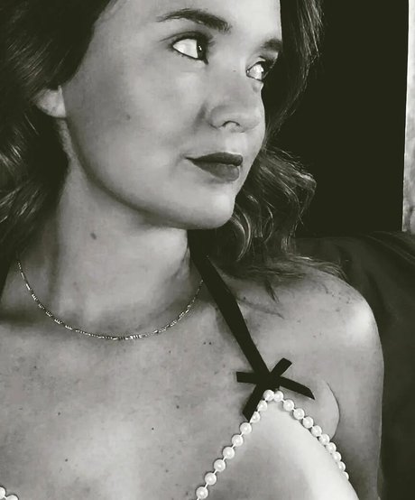 Jennifer Fox