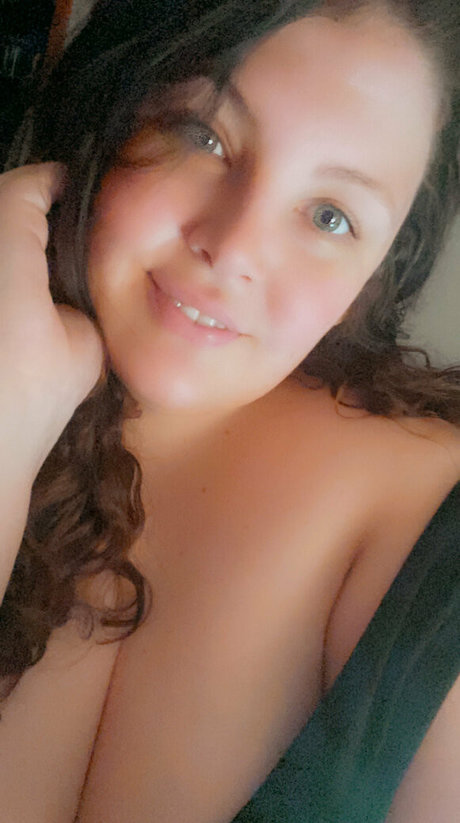 Nagie wyciekłe zdjęcie OnlyFans od Athoughtfulthot