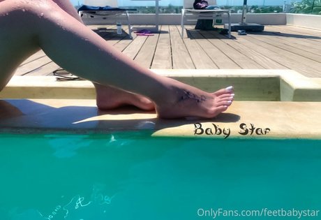 Nagie wyciekłe zdjęcie OnlyFans od Baby Star