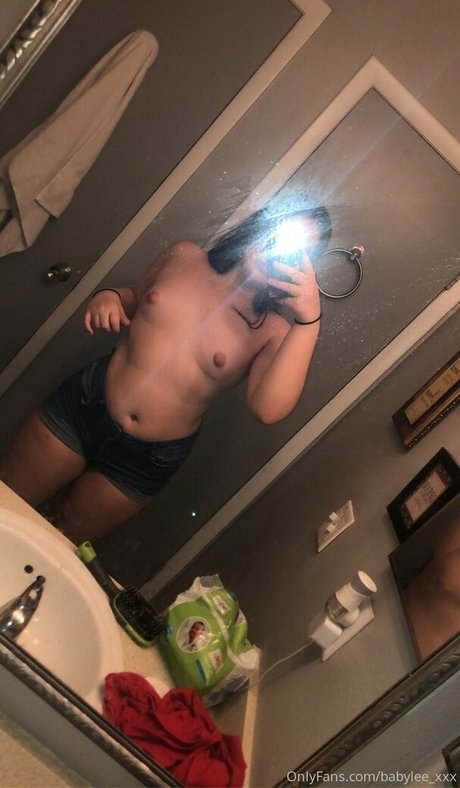 Babyleexxx
