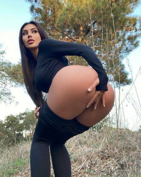 Nagie wyciekłe zdjęcie OnlyFans od Crisdolll