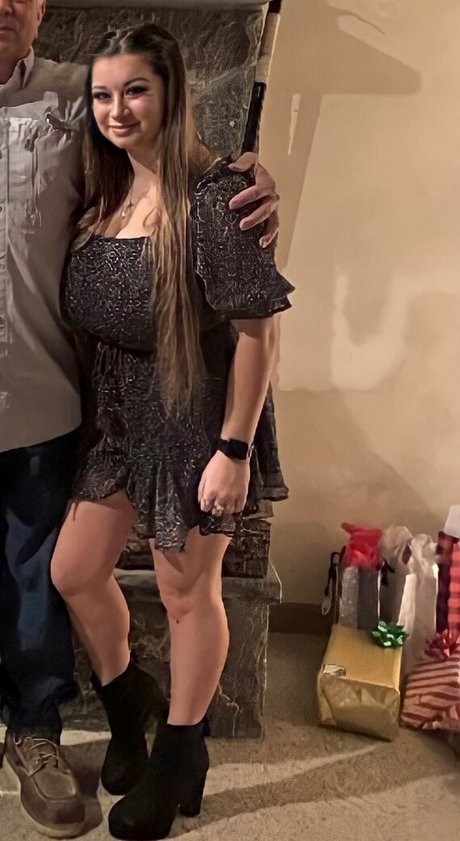 Nagie wyciekłe zdjęcie OnlyFans od Lauren Risotti