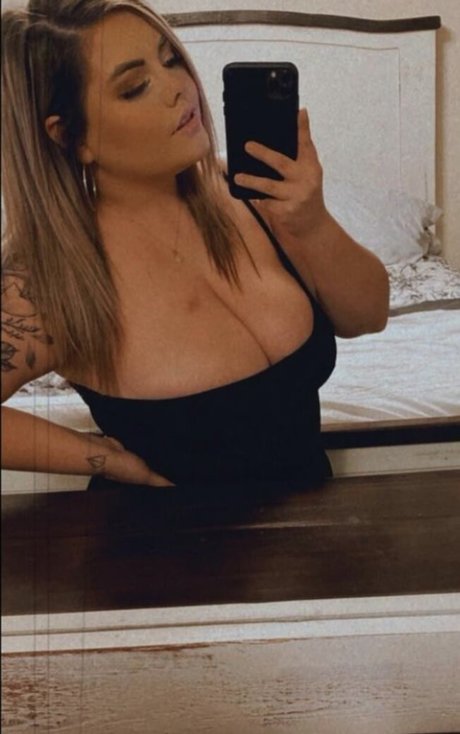 Nagie wyciekłe zdjęcie OnlyFans od Lilly M
