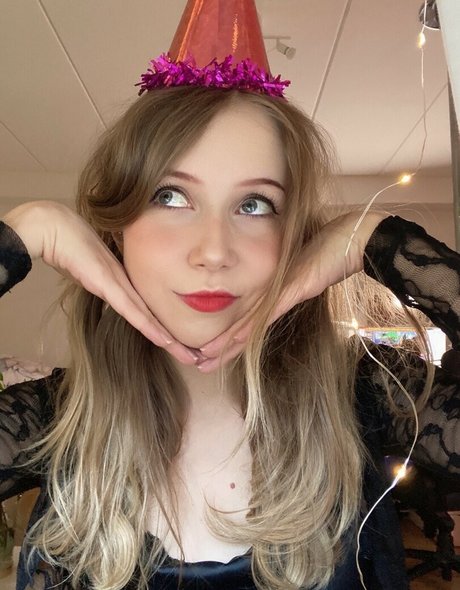 Nagie wyciekłe zdjęcie OnlyFans od Apollolol