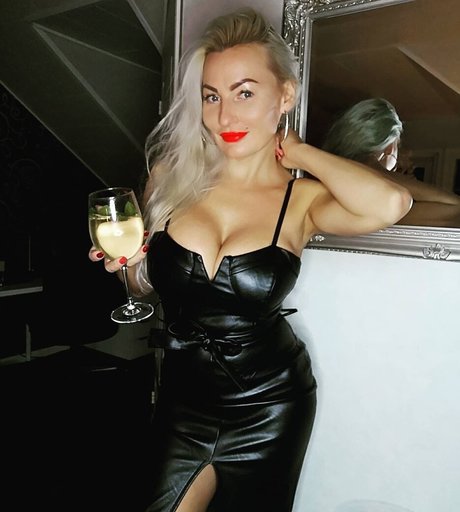 Nagie wyciekłe zdjęcie OnlyFans od Marika Fingerroos