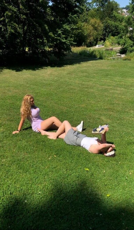 Nagie wyciekłe zdjęcie OnlyFans od Meakelena