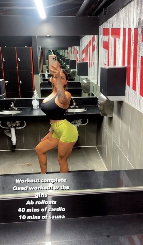 Nagie wyciekłe zdjęcie OnlyFans od Ashley Bernier