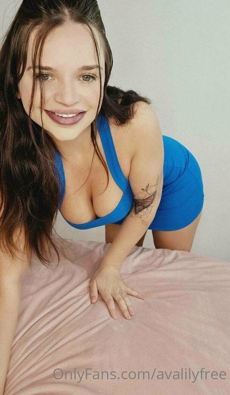 Nagie wyciekłe zdjęcie OnlyFans od Avalilyfree
