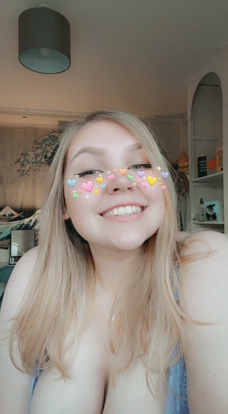 Nagie wyciekłe zdjęcie OnlyFans od Pr1ncessgl1tter