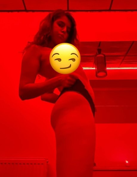 Nagie wyciekłe zdjęcie OnlyFans od Lanaffox