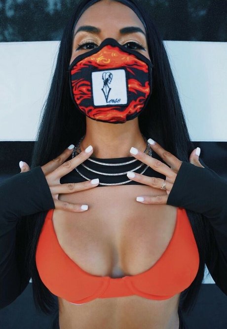Nagie wyciekłe zdjęcie OnlyFans od Myverse