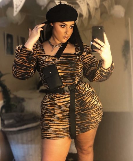 Nagie wyciekłe zdjęcie OnlyFans od Holly Marston