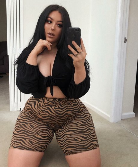 Nagie wyciekłe zdjęcie OnlyFans od Holly Marston