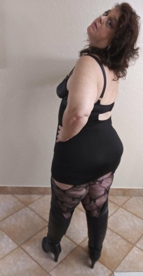 Nagie wyciekłe zdjęcie OnlyFans od Theloungeroom