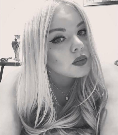 Nagie wyciekłe zdjęcie OnlyFans od Curvaceousbarbie