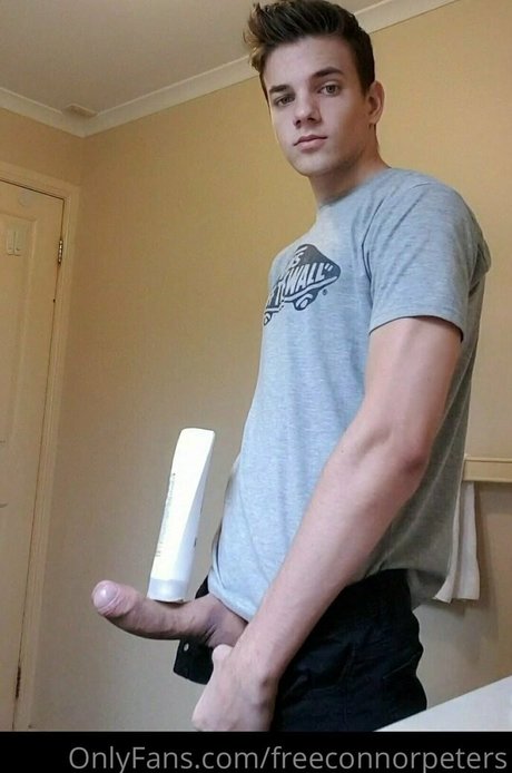 Nagie wyciekłe zdjęcie OnlyFans od Freeconnorpeters