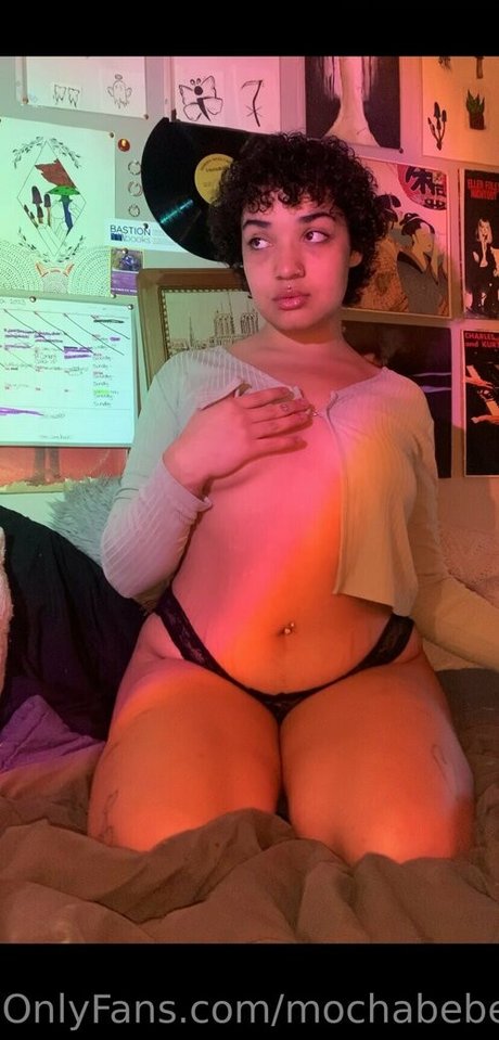 Nagie wyciekłe zdjęcie OnlyFans od Mochabebes