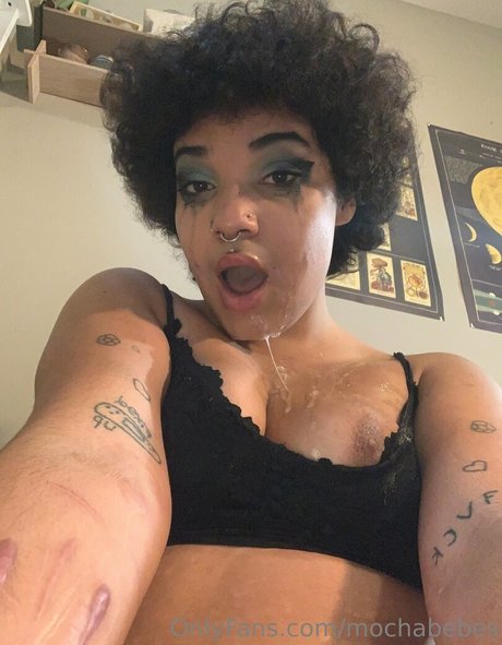 Nagie wyciekłe zdjęcie OnlyFans od Mochabebes
