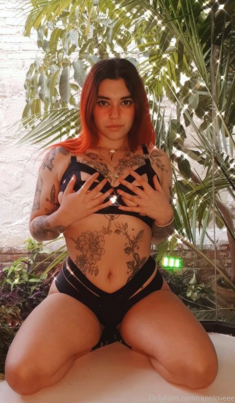 Nagie wyciekłe zdjęcie OnlyFans od Rennloveee