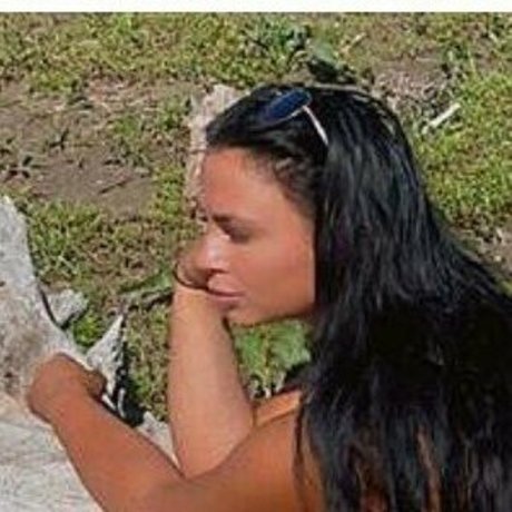 Nagie wyciekłe zdjęcie OnlyFans od Desdearmon