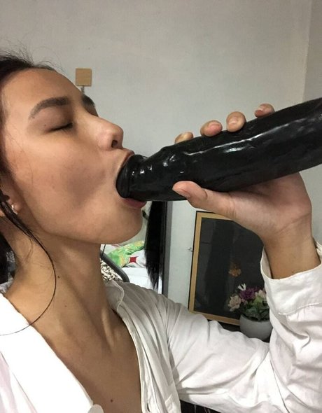 Nagie wyciekłe zdjęcie OnlyFans od Riza Loren Carrillo