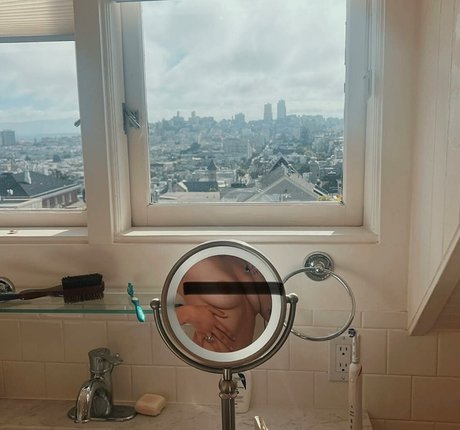 Nagie wyciekłe zdjęcie OnlyFans od Upsahl