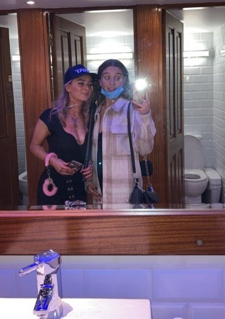 Nagie wyciekłe zdjęcie OnlyFans od Aiobhin