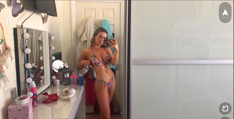 Nagie wyciekłe zdjęcie OnlyFans od Aiobhin