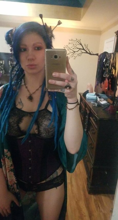 Nagie wyciekłe zdjęcie OnlyFans od Empressming