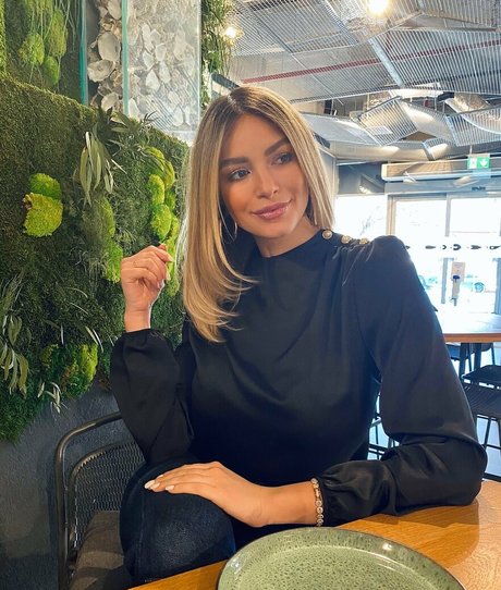 Nagie wyciekłe zdjęcie OnlyFans od Andreea Ungur