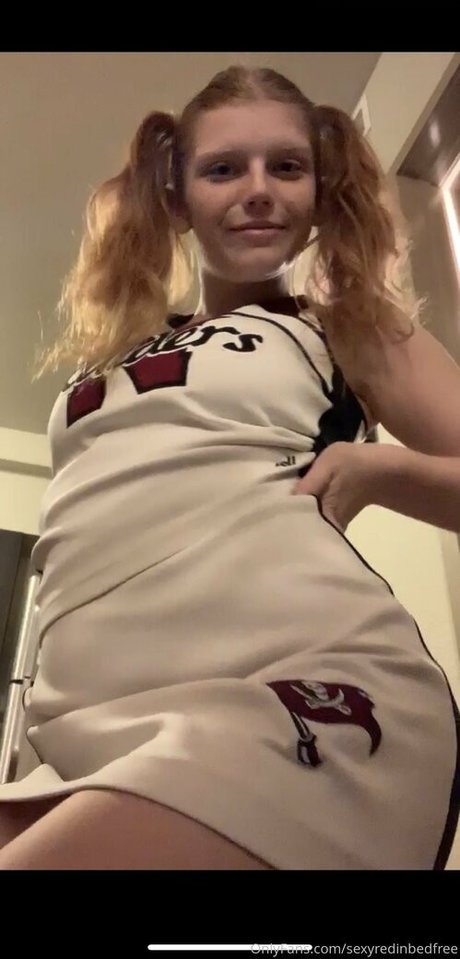 Nagie wyciekłe zdjęcie OnlyFans od Sexyredinbedfree