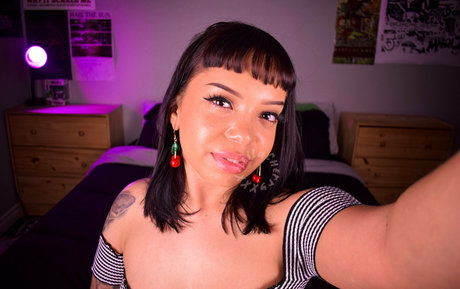 Nagie wyciekłe zdjęcie OnlyFans od Leilacherryfree