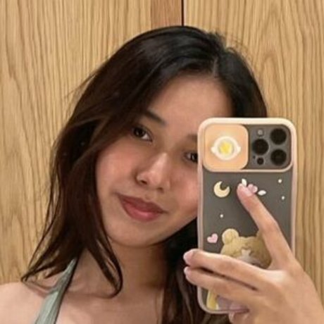 Nagie wyciekłe zdjęcie OnlyFans od Cerisey