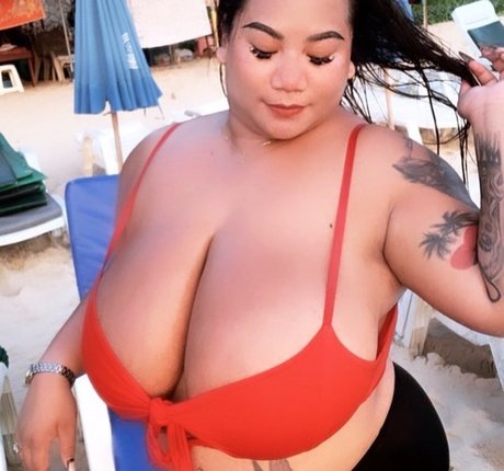 Nagie wyciekłe zdjęcie OnlyFans od Sara Chubby