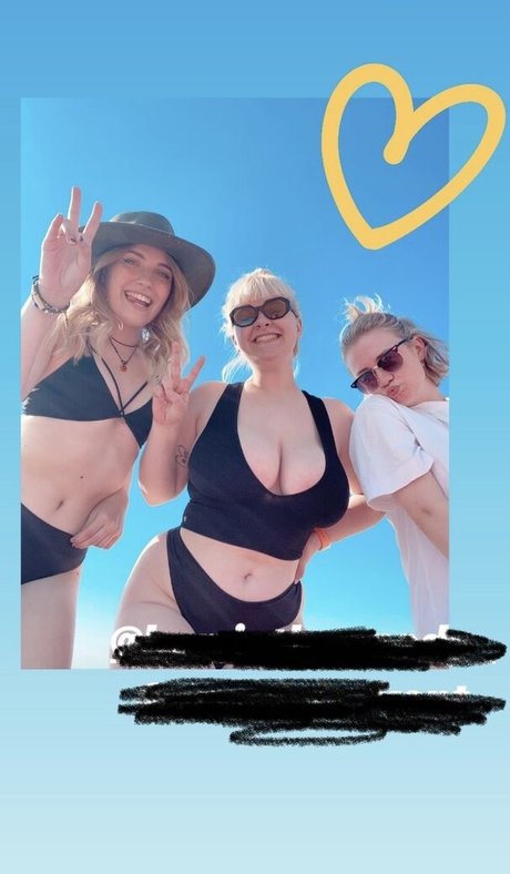 Nagie wyciekłe zdjęcie OnlyFans od Charlotte A