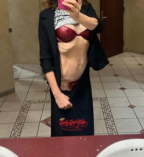 Holyhotwife