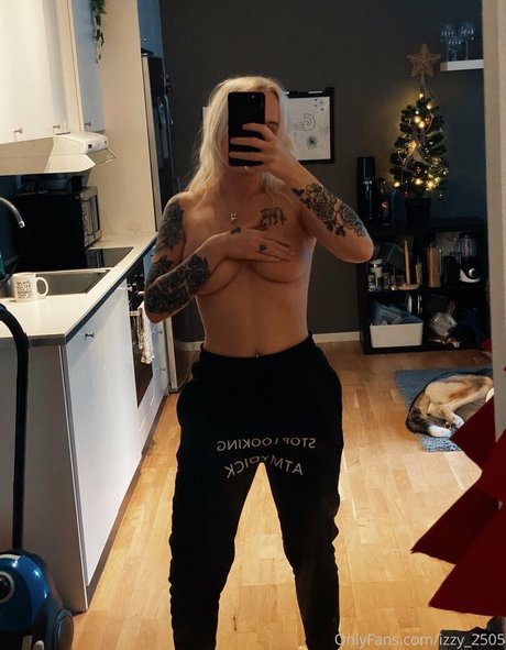 Nagie wyciekłe zdjęcie OnlyFans od Izzy2505