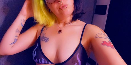 Nagie wyciekłe zdjęcie OnlyFans od Xxcvstarxx