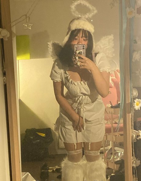 Nagie wyciekłe zdjęcie OnlyFans od Iadivinecomedie