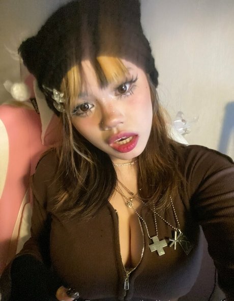 Nagie wyciekłe zdjęcie OnlyFans od Iadivinecomedie